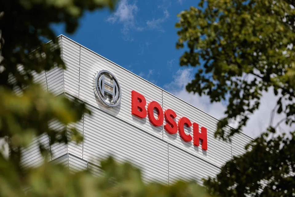 While other chipmakers such as Intel have plans to develop tiny 2-nanometre chips, Bosch wafer fabs are designed for the 40 to 200 nanometre chips used in electromobility.