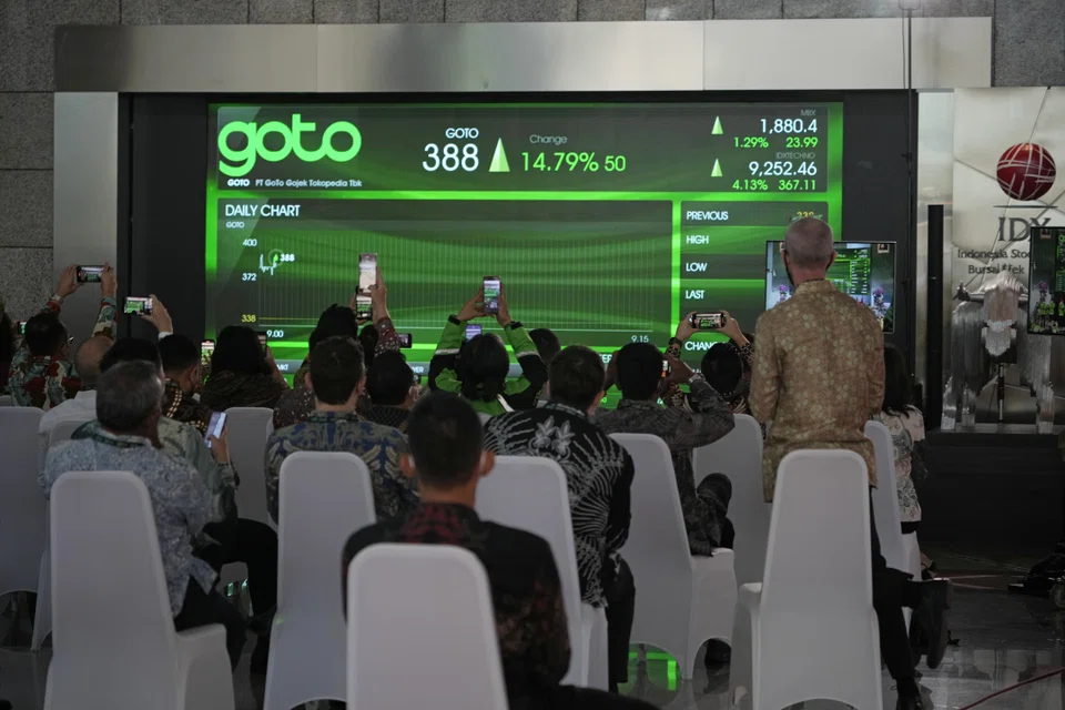 UOBKH analyst Stevanus Juanda notes that GoTo is showing a “positive trend towards profitability”, with a 216.6 per cent year-on-year increase in revenue for its third quarter ended Sep 30. 