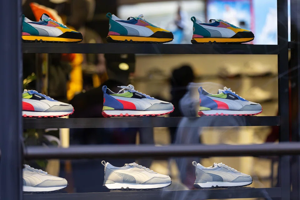 In the US, Puma is trying to focus on higher-priced soccer, basketball and running sportswear in the face of a weakening economy. 