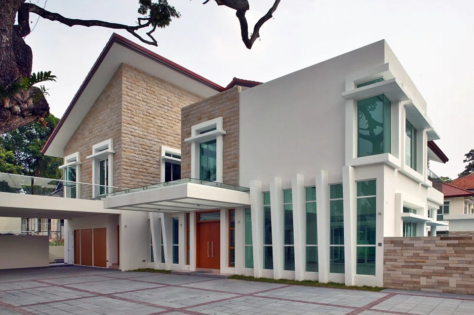 The underlying properties being offered are a freehold Good Class Bungalow at 8A Cable Road, Chatsworth Park (pictured), and a 999-year leasehold condominium unit in Duchess Residences at Bukit Timah.