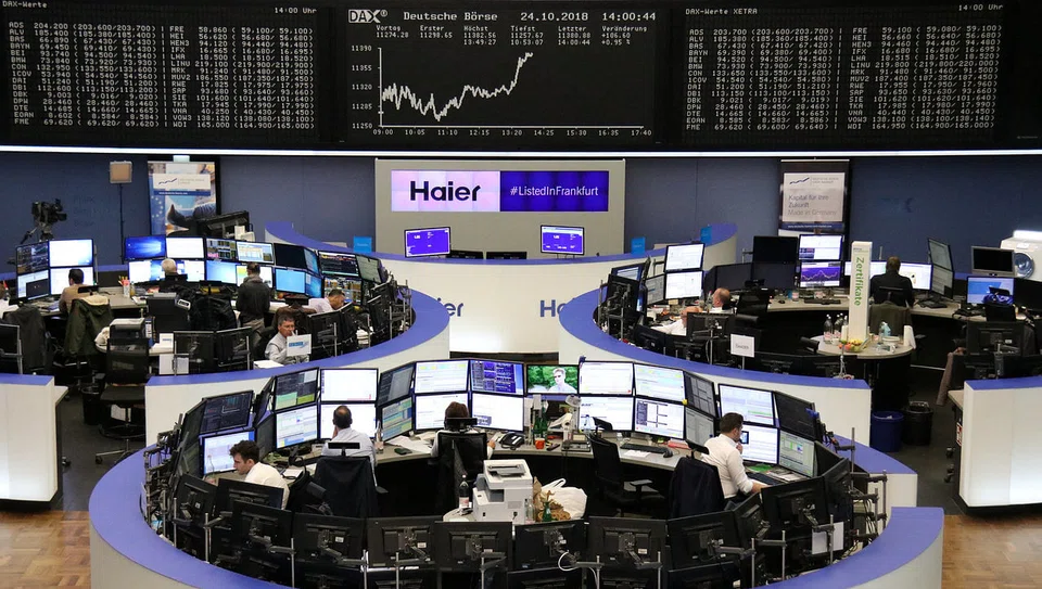 Aspial was formerly known as Maxi-Cash Financial Services Corporation and operated a chain of pawnbrokers under the Maxi-Cash brand.