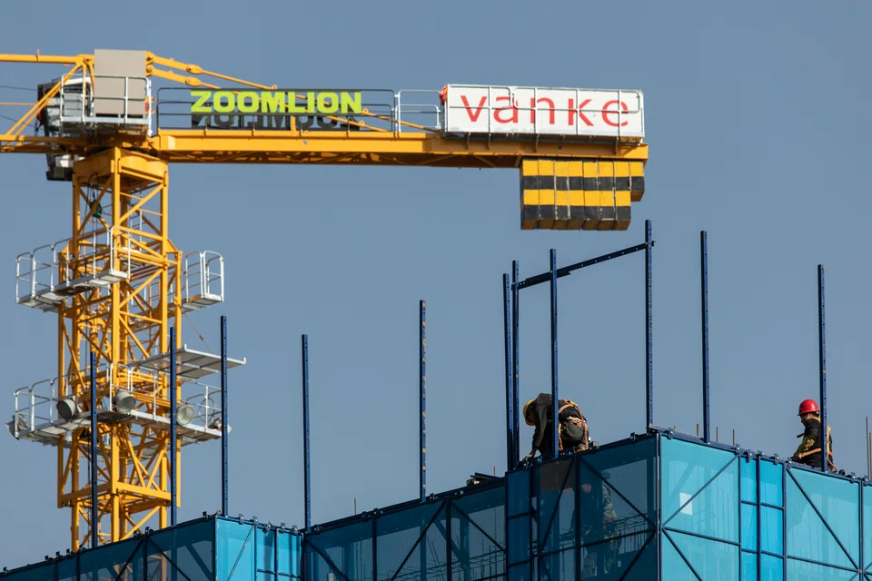 China Vanke will raise US$499 million in a Hong Kong share placement, its first in the Asian financial hub since 2020.