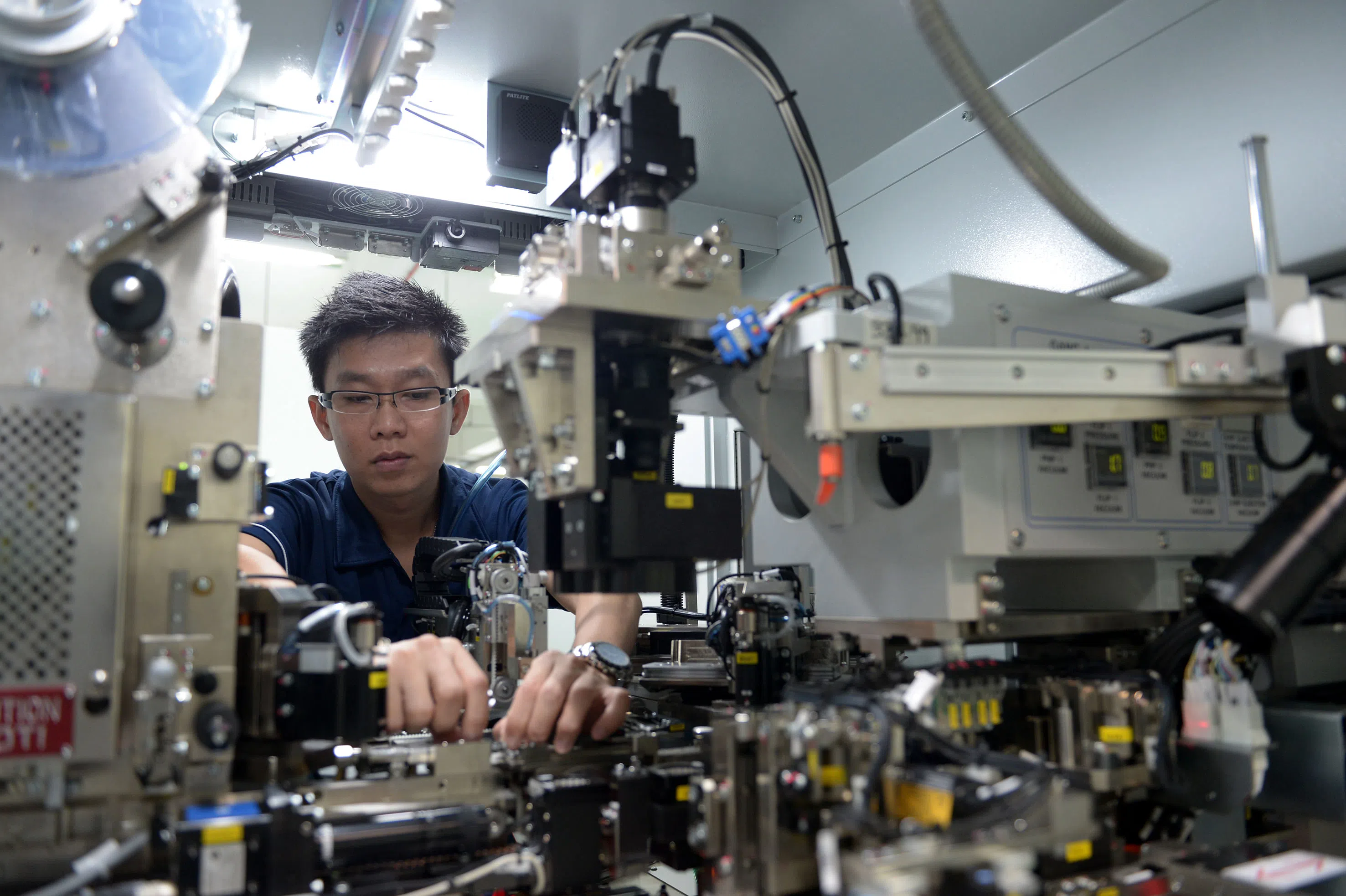 Business optimism wanes for Singapore's manufacturing sector EDB survey