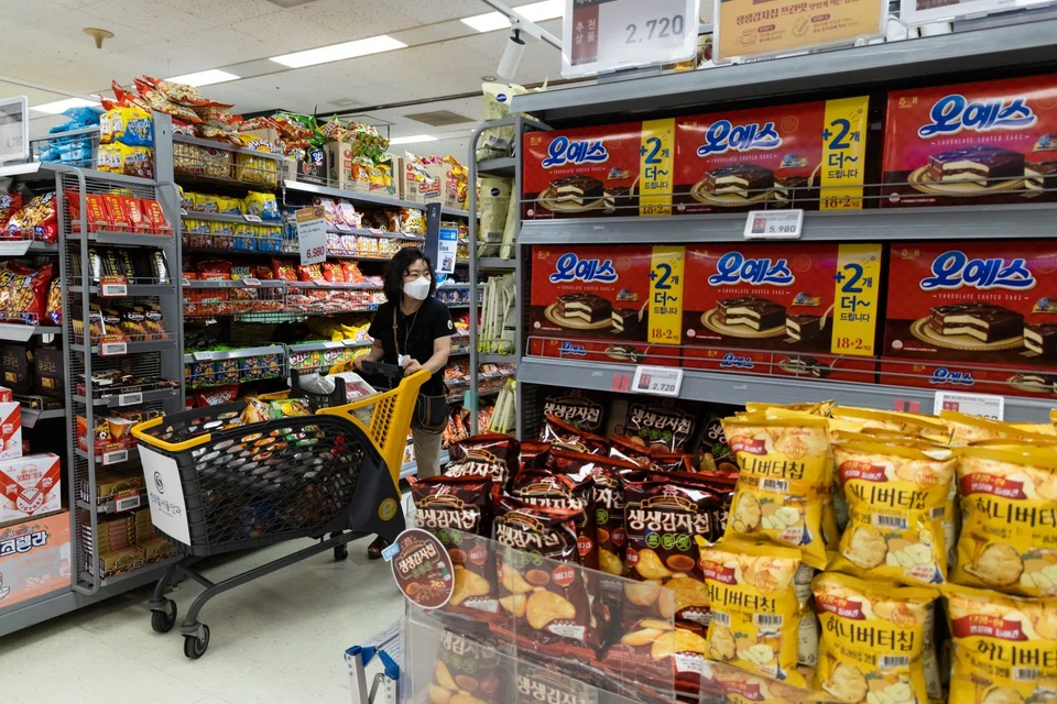 South Korea's consumer price index (CPI) rose 5.7 per cent in August from the same month a year ago, according to the Statistics Korea data, slower than 6.3 per cent in July. 