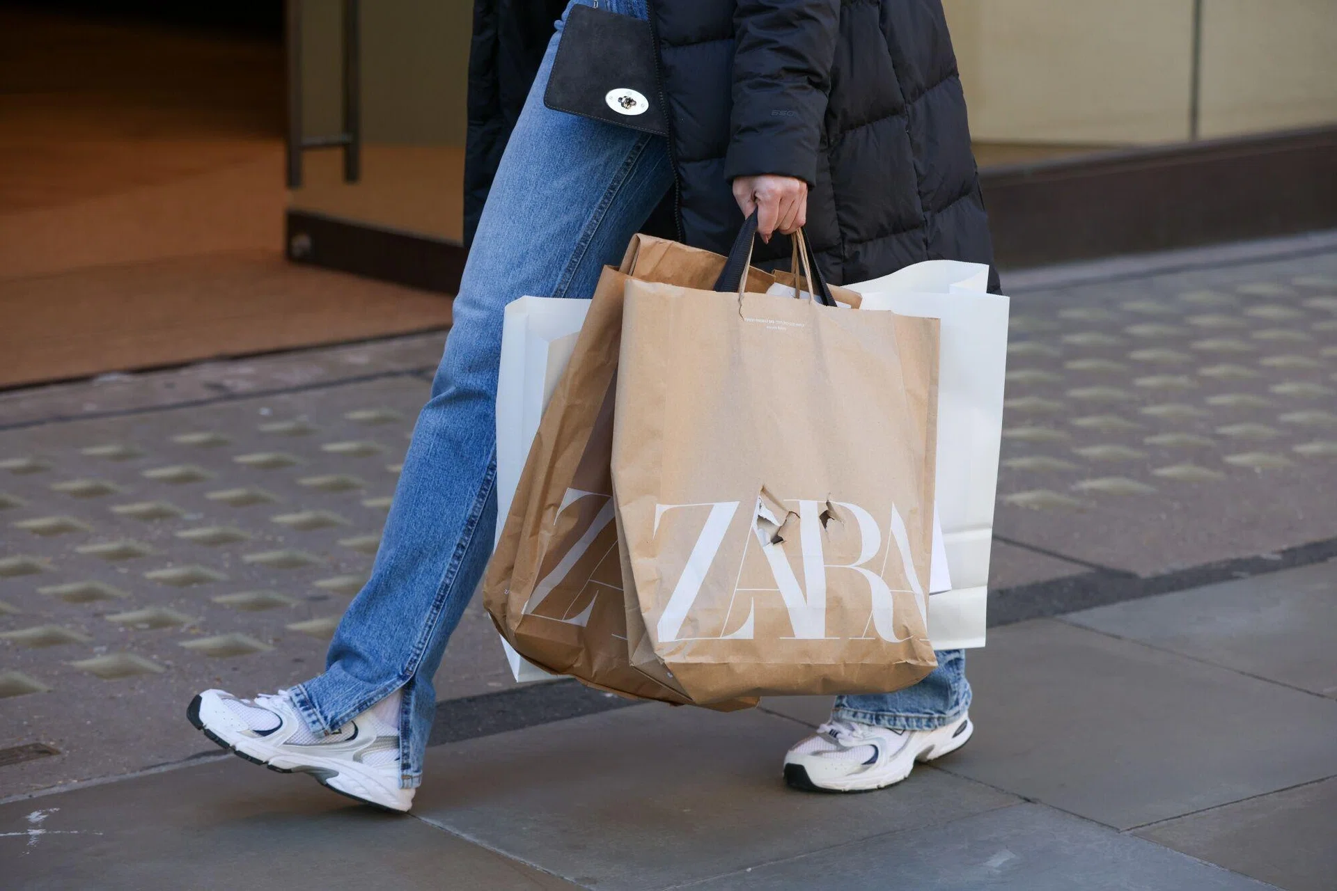 Zara owner gets approval to sell Russian business to UAE's Daher - The ...