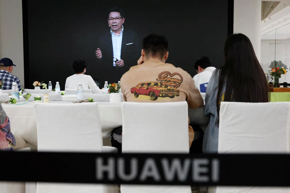 “Our products have been well-received and trusted by everyone after hitting the market. We are working overtime urgently to manufacture more so that more people can buy our products,”  says Richard Yu, CEO of Huawei consumer business group.