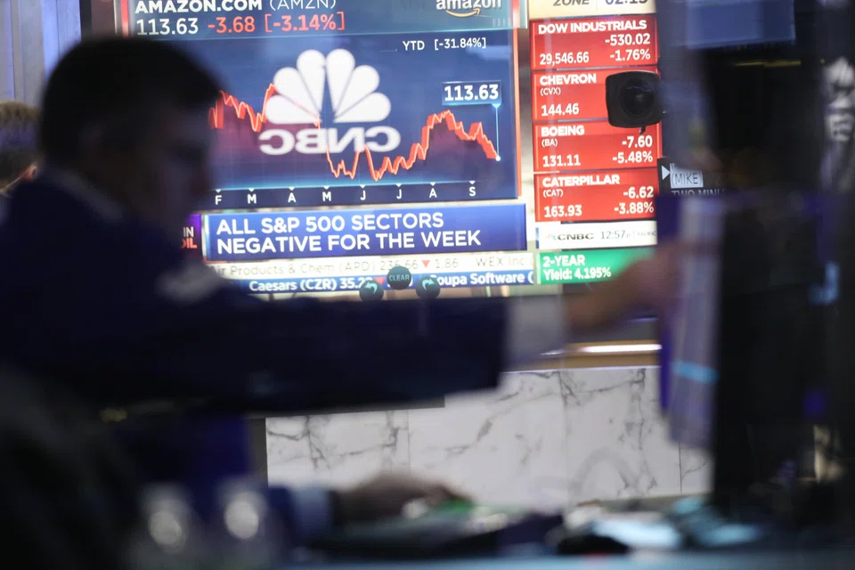 Traders working on the floor of the New York Stock Exchange in September, when the DJIA dropped 400 points. Historically seven of the 10 worst trading days in the US stock market occur in October.
