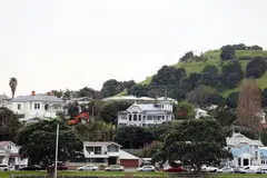 Kiwis tend to fix their mortgage rates for less than three years, unlike in the US where 30-year terms are the norm, making the market particularly sensitive to rate changes. 
