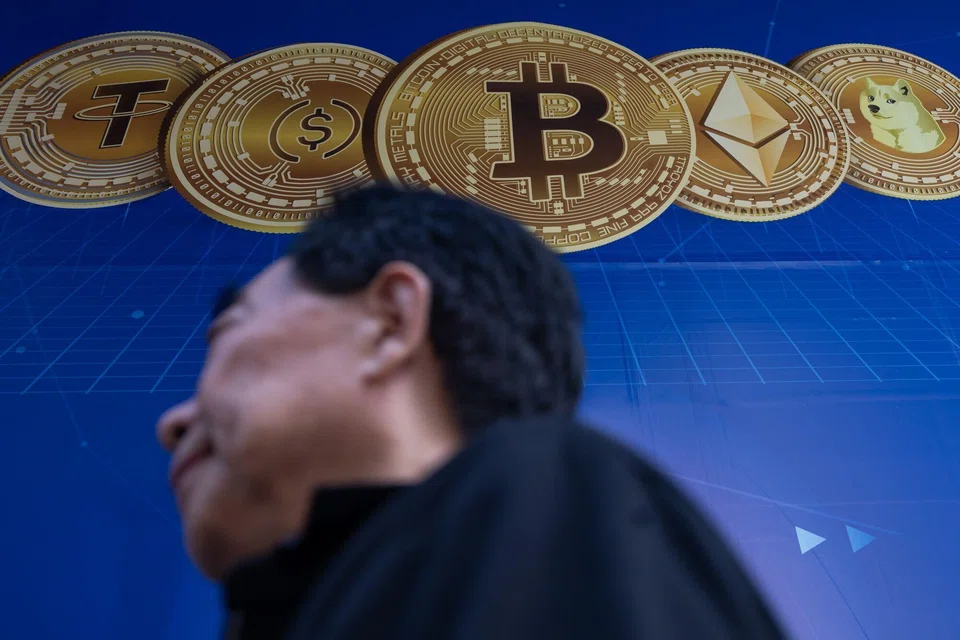 Stablecoins are typically pegged 1-1 to fiat currencies and backed by reserves of cash and bonds. 