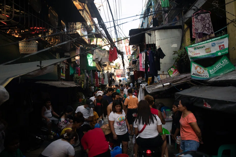 Headline inflation in the Philippines quickened to 6.4 per cent on year in July, outstripping estimates for a 6.1 per cent gain. 