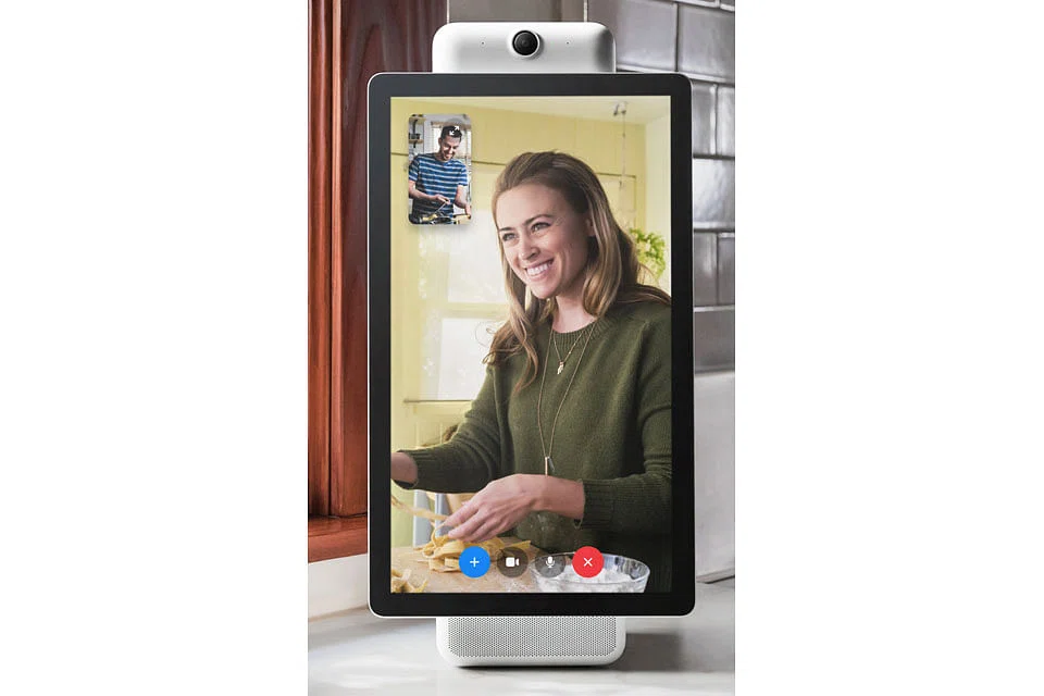 Singapore's Loh Kean Yew began 2021 in indifferent form with some early round exits but turned his season around spectacularly, winning the Dutch Open in October, Germany's Hylo Open a month later and capping it off at the World Championships in Huelva, Spain.