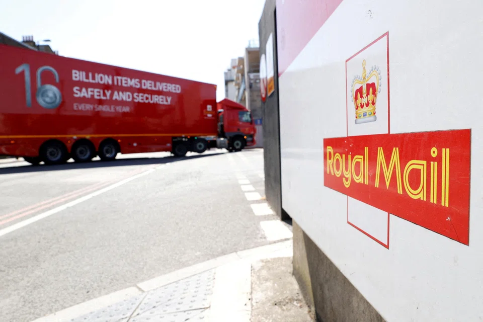 Royal Mail said it had asked customers to stop sending international mail until the problem is resolved, and warned that items already shipped “may experience delay or disruption.”