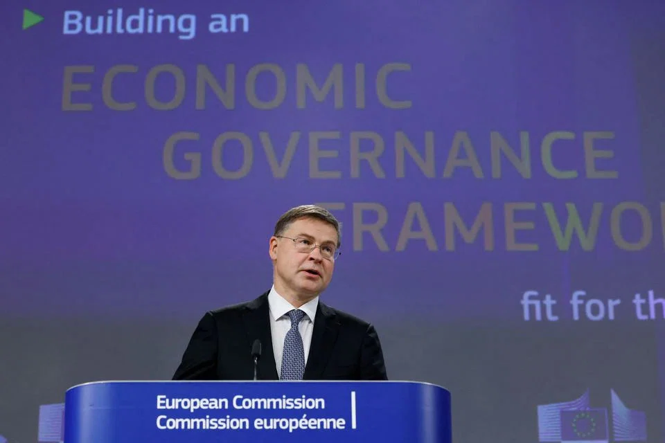 “We are aiming for a simpler system of fiscal rules, with greater country ownership and more latitude for debt reduction – but combined with stronger enforcement,” EU Commission Vice-President Valdis Dombrovskis told a news conference.