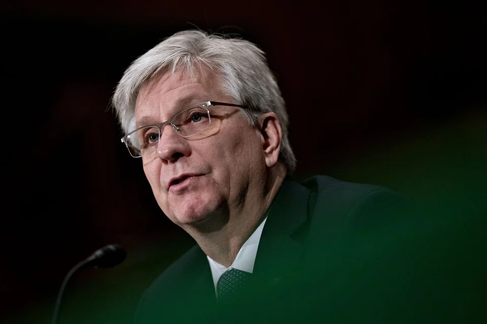 THE US central bank needs to keep raising interest rates in big steps until inflation starts to come down, Federal Reserve governor Christopher Waller said Monday (May 30).