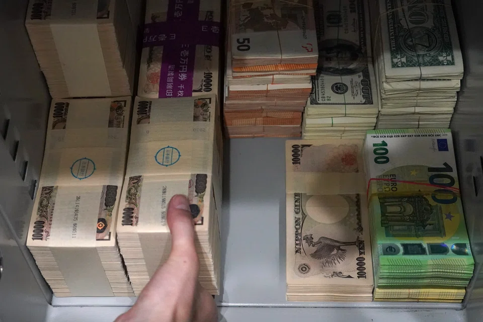 The Japanese currency fell to a fresh 20-year low against the dollar at 135 yen as red-hot US inflation data drove up Treasury yields.