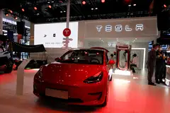 Tesla has delivered 76,965 Chinese-made vehicles in August, just below June’s record of 77,938 and a sharp rebound from July’s 28,217, when assembly lines in Shanghai were suspended. 