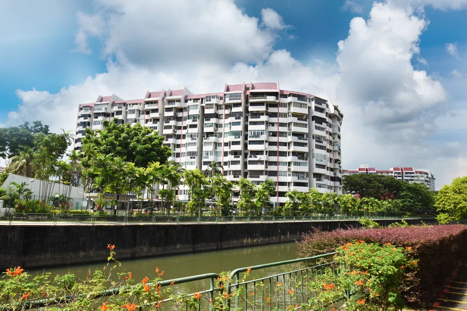 The 99-year leasehold Lakepoint Condominium in Jurong West was relaunched for collective sale via tender on April 19 and had entered into private treaty negotiations since the tender closed.