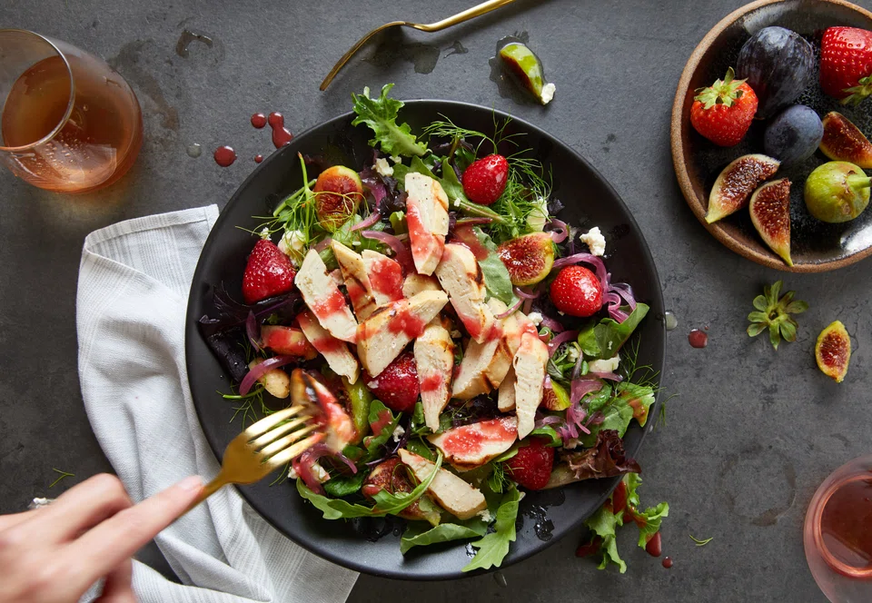 Above: A salad with "chicken" chunks made from cells grown via cell-culture technology. Startups in the alt-protein segment face the challenge of achieving price parity, as the cost of producing such proteins exceeds that of traditional meat products.