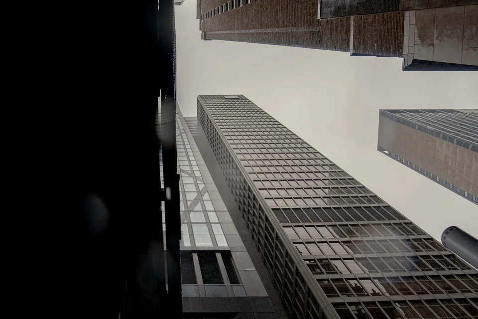 Deutsche Bank’s loans on US offices represent about 1.5 per cent of its total lending book, with properties in cities including New York (top), Los Angeles and San Francisco.