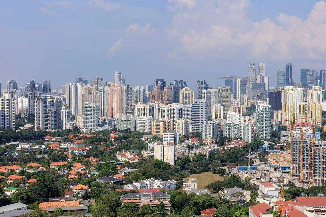 Singapore fund still haunted by risky credit crisis investments