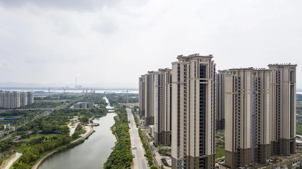 The move to allow homes in all areas of Jinan and Qingdao to be put on the market is part of broader support measures for the sluggish property market, which accounts for a quarter of China’s economy. 