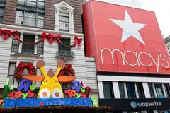 Macy’s chairman Jeff Gennette has “serious reservations” about the ability of Arkhouse and Brigade to finance the deal. 