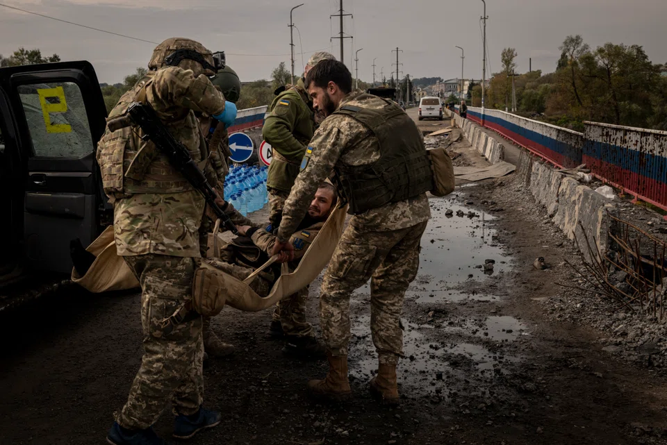 The award is dedicated to those Ukrainians fighting on the ground, for those who have been forced to flee, for those who have lost relatives and friends, for all those who stand up and fight for who and what they believe in.