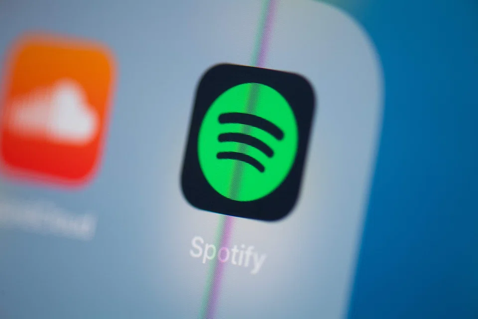 Spotify announced that it surpassed 500 million monthly active users, including 205 million paying subscribers at the end 2022, with 10 million creators. 
