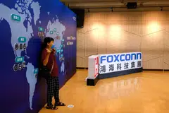 Taiwan’s Deputy Premier Cheng Wen-tsan voiced support for Foxconn, telling reporters: “We believe that all Taiwanese businesses’ investments in China are in compliance with the law.”