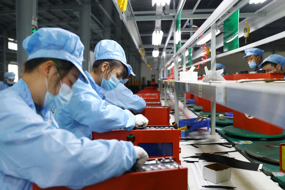 China will encourage foreign enterprises to invest in high-tech equipment and components, according to a statement published on the website of National Development and Reform Commission, China’s planning agency. 