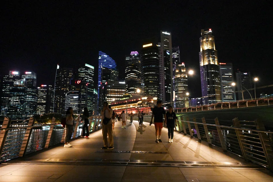 In late September, thousands of investors and money managers arrived in Singapore to kick off meetings across the city. Hotels, ballrooms and drinking holes heaved as Asian portfolio companies, fund managers and analysts were finally able to meet in person after two years of  restrictions. 