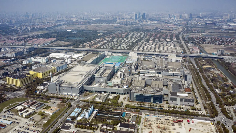 SMIC and Hua Hong Semiconductor, the biggest contract chip makers, have kept their Shanghai-based plants operating at almost full capacity even as the worst Covid-19 outbreak since 2020 paralyses factories and logistics across China.