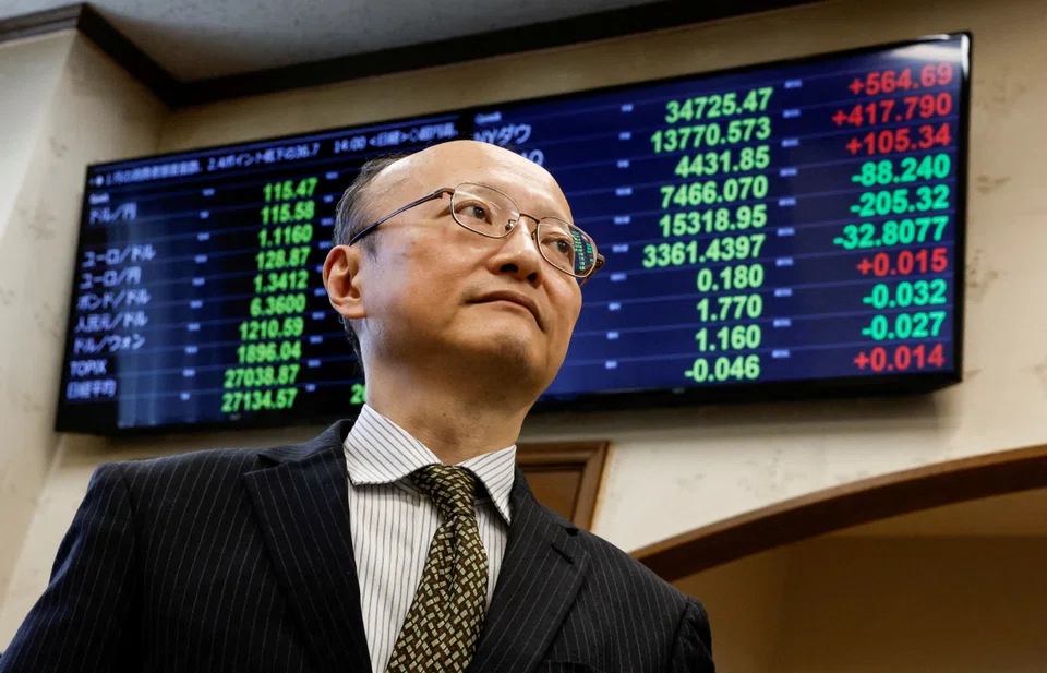 Japan's top currency diplomat Masato Kanda said the country will respond firmly to excessive currency fluctuations.