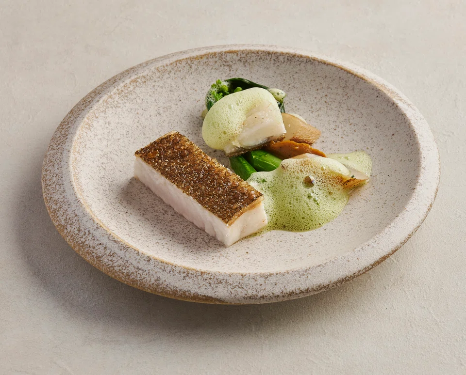 Moist and crispy-skinned Samegarei loin in a Kelantanese laksam-inspired sauce.