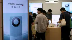 Huawei last month released a premium smartphone powered by an advanced chip that it designed, and which was made by Shanghai-based Semiconductor Manufacturing International. 