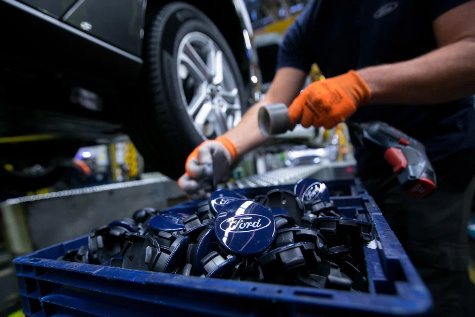 Ford’s revenue for the third quarter increased 10 per cent to US$39.4 billion, beating Wall Street’s projection of US$36.4 billion. 