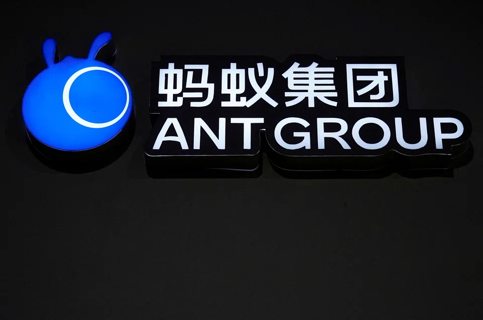The bank now lists Ant’s Alipay as a firm without an actual controller. 