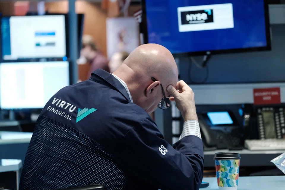 US-listed Chinese stocks whipsawed Monday to end the day higher, as investors weighed the economic ramifications of the country's expanded Covid measures in major cities. 