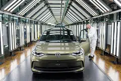 A new version of Volkswagen’s flagship ID.3 electric car model will go on sale from the end of March for just under 40,000 euros.