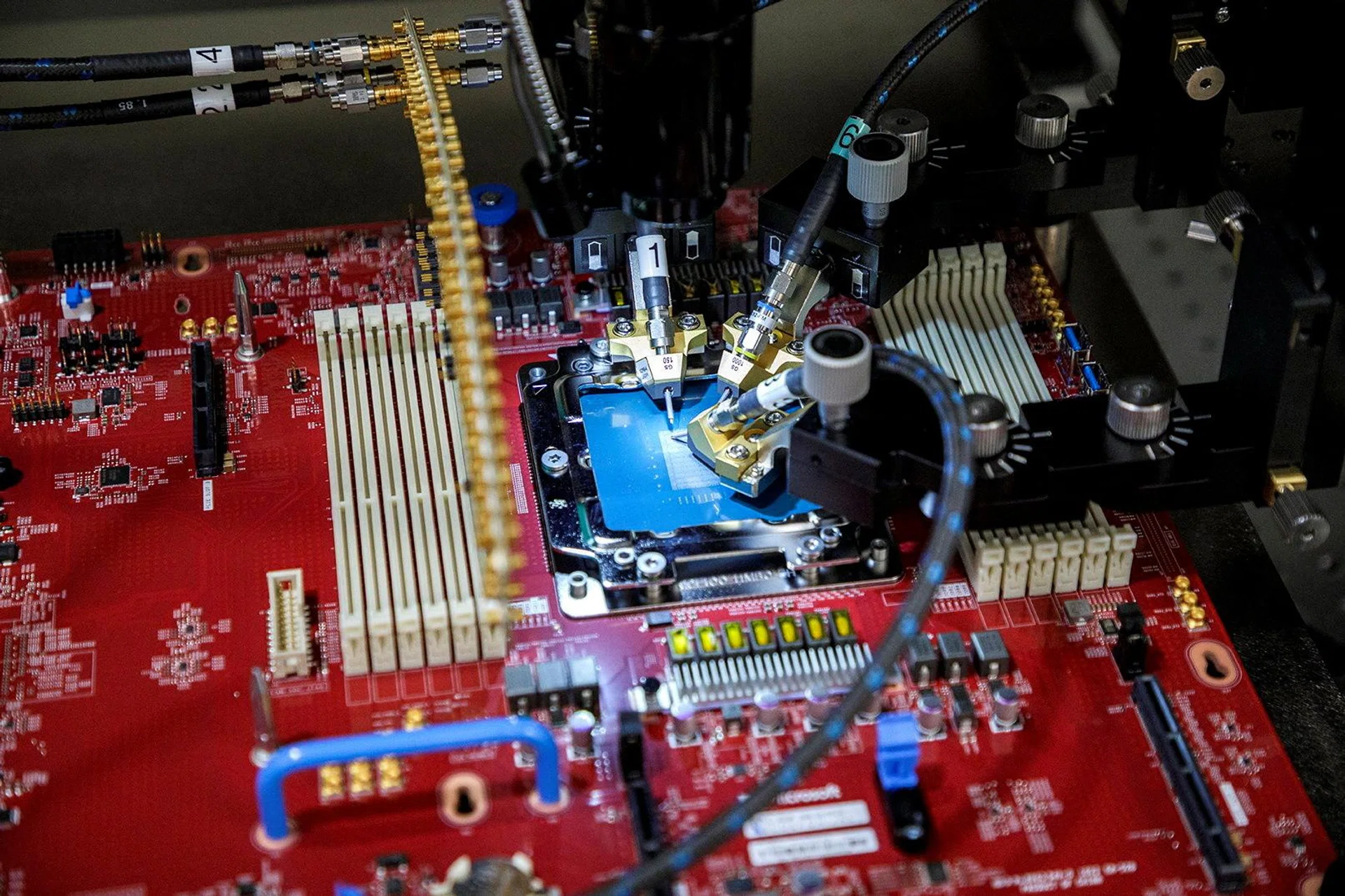 Microsoft introduces its own chips for AI, with eye on cost - The ...
