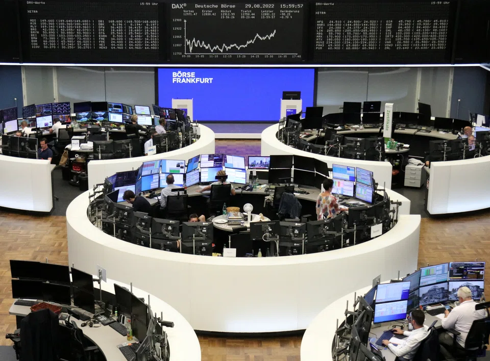 Frankfurt’s DAX index advanced 0.7 per cent to 13,177.16 points and the Paris CAC 40 rose 0.4 per cent to 6,236.55.