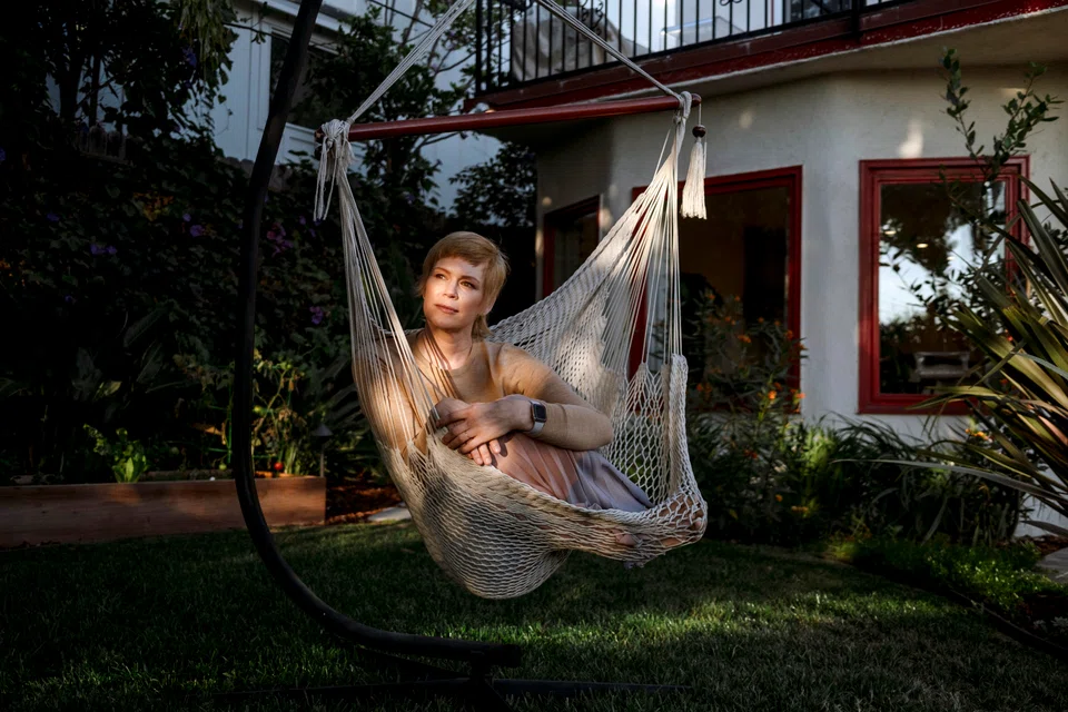 Amanda Clayman, a financial therapist with a private practice, at her home in Los Angeles. She became a licensed clinical social worker in 2006. 