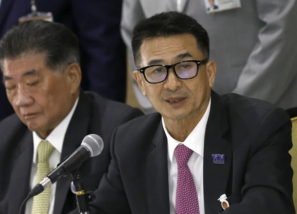 Cholnan Srikaew, leader of Pheu Thai party that heads the group, says a payment of 10,000 baht each to all Thais aged 16 and above, higher minimum wages and crop prices will be prioritised.