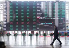 Chinese stocks rebound in July as policymakers at the latest Politburo meeting clearly express support for capital markets.