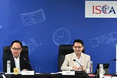 Members of Parliament Liang Eng Hwa (left) and Don Wee co-chaired the panel discussion, which included discussion of how the government can encourage SMEs in their sustainability journeys.