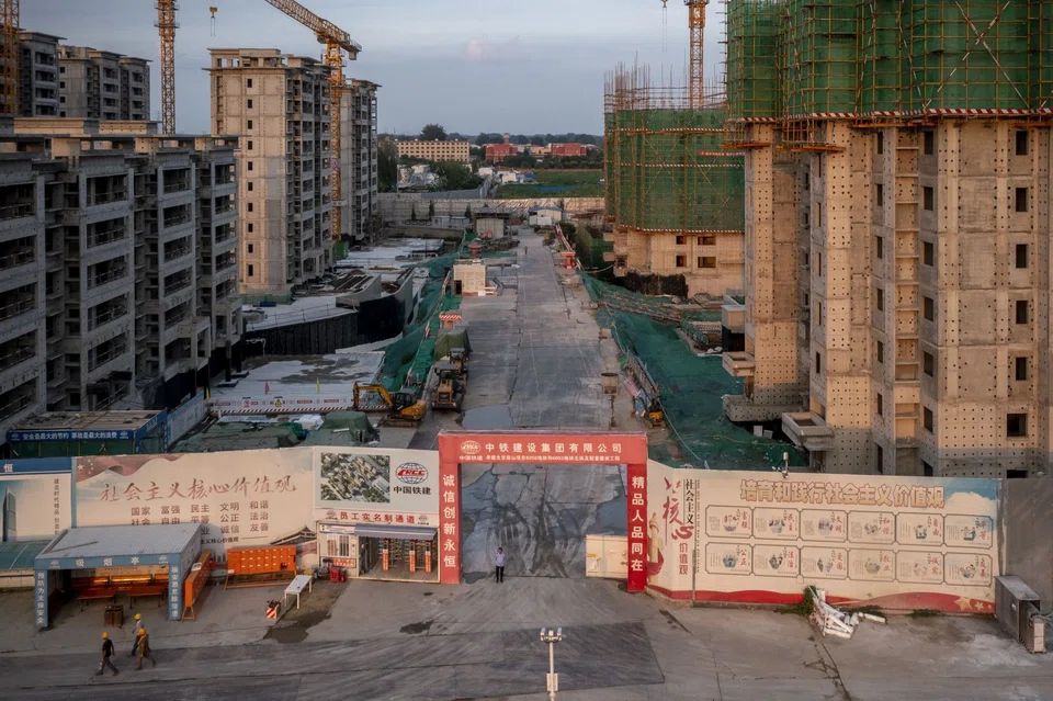 A spiraling crisis of stalled projects has dented the confidence of hundreds of thousands of homebuyers, triggering a mortgage boycott across more than 90 cities and warnings of broader systemic risks.