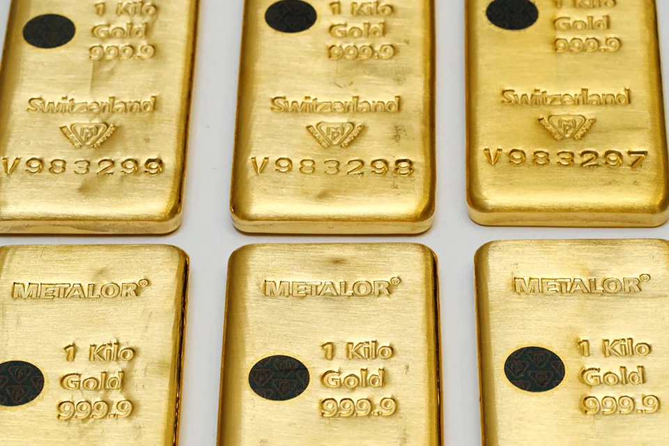 Spot gold was down 0.2 per cent at US$1,807.19 per ounce, as of 0101 GMT, after hitting a five-month low of US$1,783.50 on Friday. 