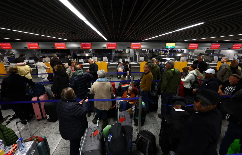 Photos and videos from several German airports showed chaos, with thousands of passengers waiting to be checked in.
