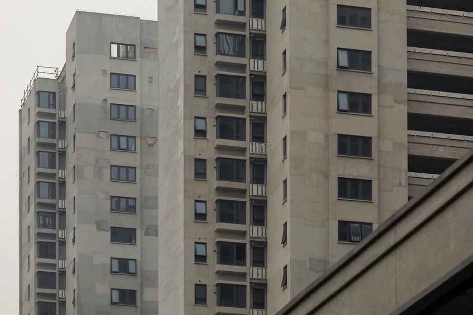 China’s property crisis has engulfed almost all of the largest developers, which have been struggling to repay debts and complete projects since a credit crunch emerged three years ago.