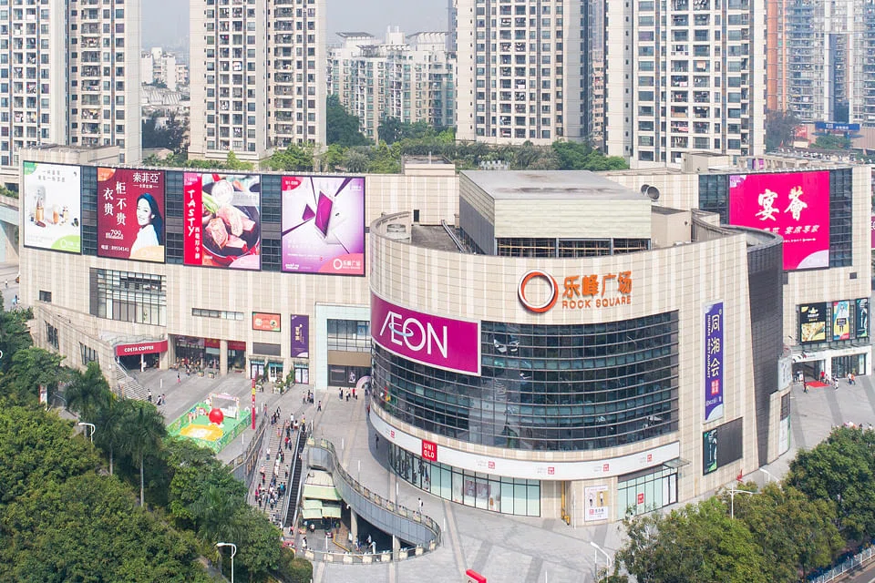 The manager attributes the rise in gross revenue to higher contributions from CLCT’s retail portfolio. CapitaMall Wangjing, CapitaMall Yuhuating and Rock Square (above) benefited from asset enhancement initiatives. 